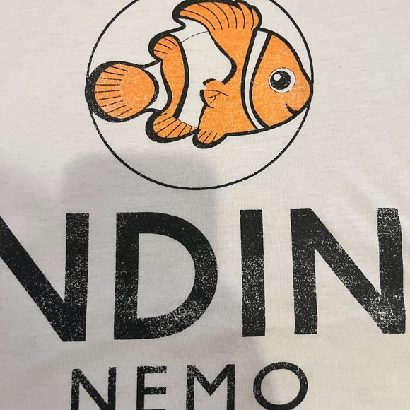 Disney/Pixar Finding Nemo Tank Top | Large - Picture 8 of 8